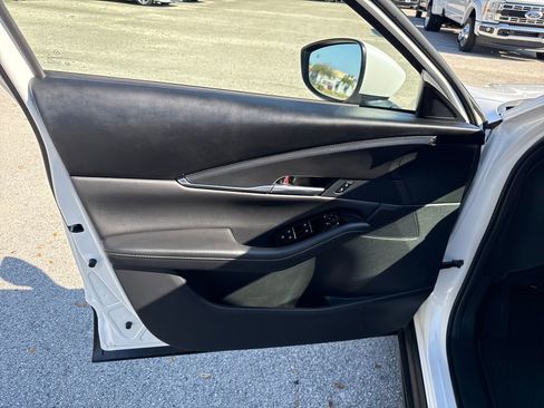 Used 2025 MAZDA CX-30 AWD 2.5 S w/ Preferred Package image 14