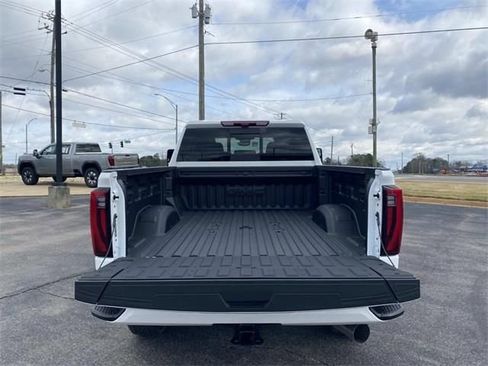 New 2026 GMC Sierra 2500 Denali w/ Denali Reserve Package image 9