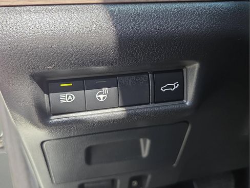 Used 2024 Toyota Grand Highlander FWD image 11