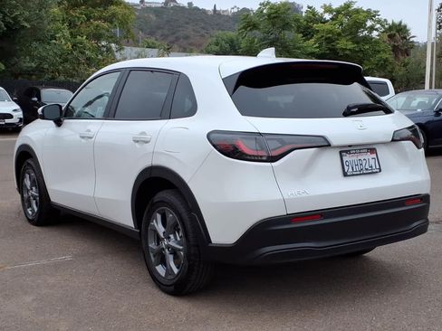 Certified 2026 Honda HR-V LX image 7