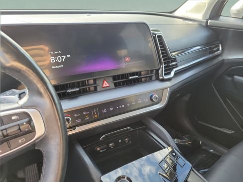Certified 2023 Kia Sportage EX AWD/4WD image 23