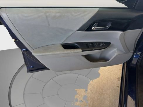 Used 2016 Honda Accord LX image 23