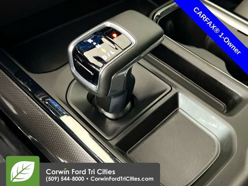 Used 2025 Chevrolet Silverado 1500 ZR2 w/ Technology Package AWD/4WD image 10
