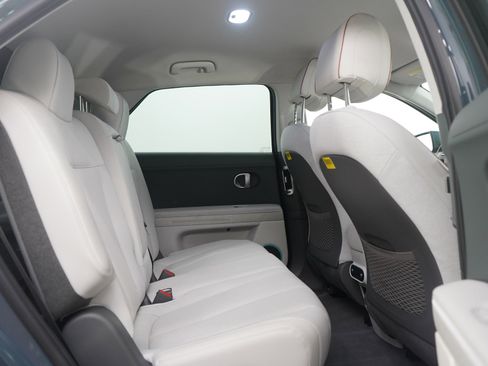 Used 2023 Hyundai Ioniq 5 SEL image 12