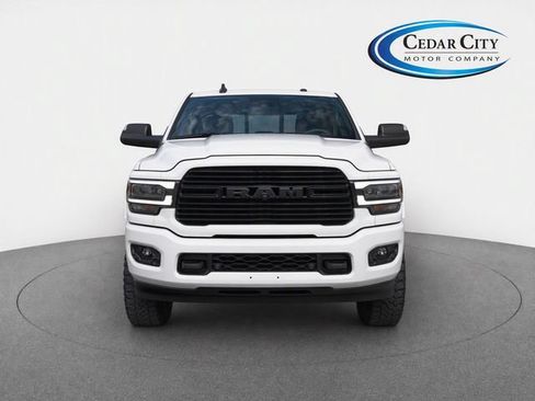 Used 2022 RAM 3500 Laramie AWD/4WD image 5