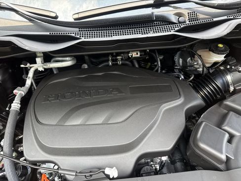 New 2026 Honda Odyssey Sport-L image 18