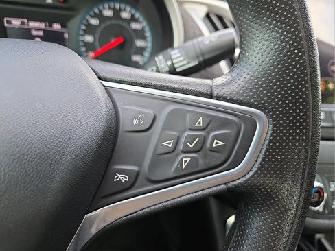Used 2022 Chevrolet Malibu LT FWD image 19