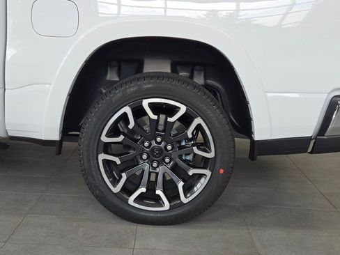 New 2026 RAM 1500 Limited image 17