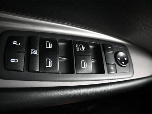 Used 2020 Dodge Journey Crossroad image 24