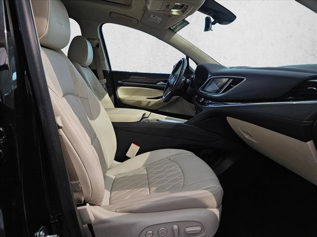 Used 2023 Buick Enclave Avenir w/ Avenir Technology Package FWD image 19