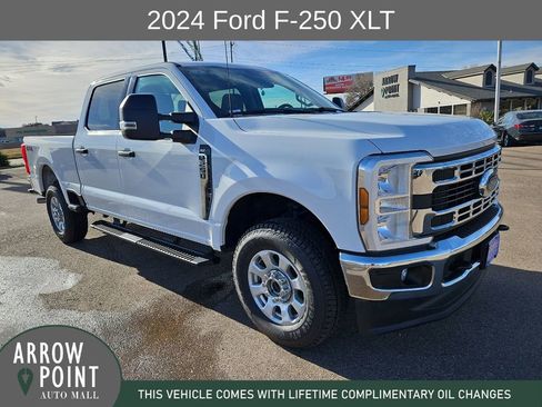 Used 2024 Ford F250 XLT image 1