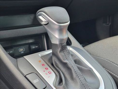 Used 2022 Kia Forte LXS w/ LXS Technology Package FWD image 14