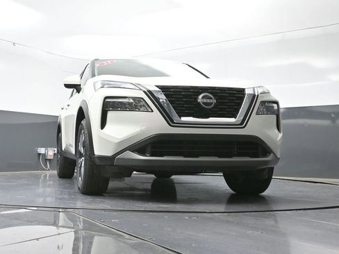 Used 2023 Nissan Rogue SV image 51