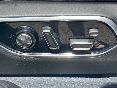 Used 2022 Jeep Grand Cherokee Summit AWD/4WD image 12