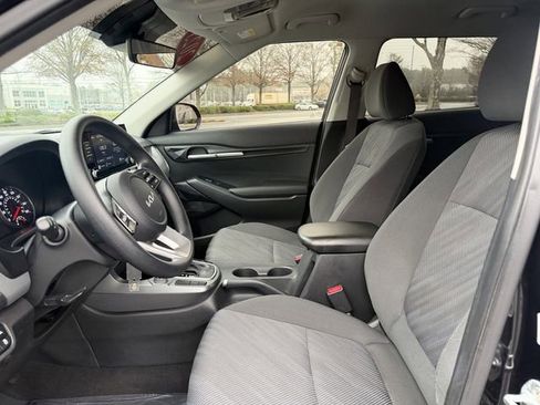 Certified 2023 Kia Seltos LX image 12