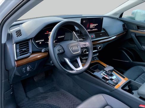 Used 2023 Audi Q5 2.0T Premium Plus w/ Premium Plus Package AWD/4WD image 15