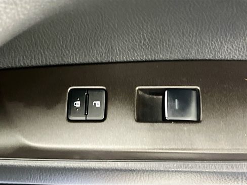 Used 2023 Toyota Camry XSE w/ Cold Weather Package FWD image 31