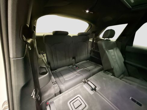 Used 2025 Audi Q7 3.0T Premium Plus AWD/4WD image 34