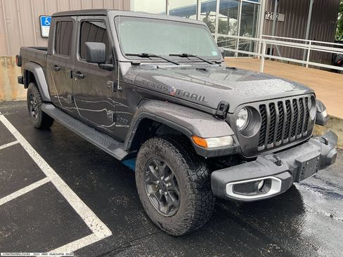 Used 2022 Jeep Gladiator Sport AWD/4WD image 6