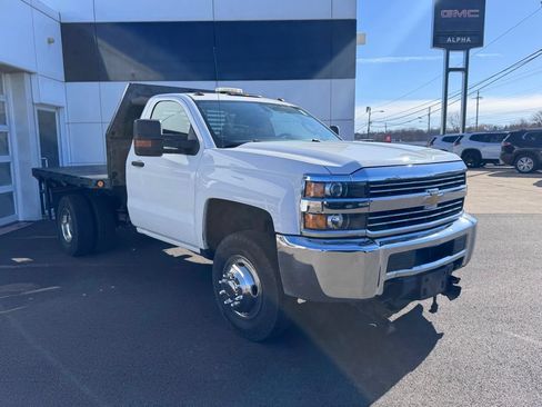 Used 2018 Chevrolet Silverado 3500 W/T w/ WT Convenience Package AWD/4WD image 6