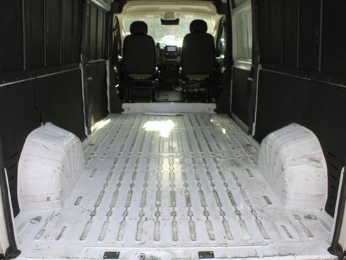 Used 2023 RAM ProMaster 2500 image 18