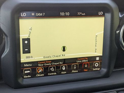 Used 2022 Jeep Wrangler Unlimited Sahara AWD/4WD image 12