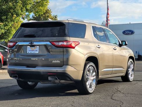 Used 2020 Chevrolet Traverse High Country image 6