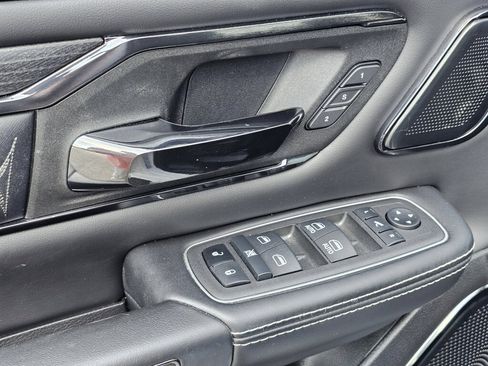 Used 2022 RAM 1500 Limited AWD/4WD image 17