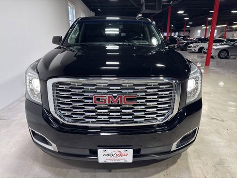 Used 2019 GMC Yukon Denali w/ Denali Ultimate Package image 9