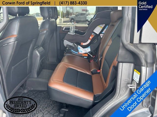 Used 2023 Ford Bronco Outer Banks AWD/4WD image 12