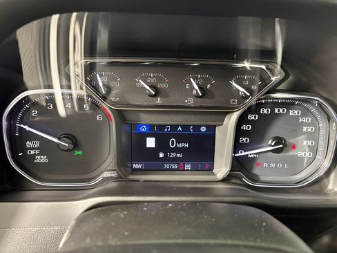 Used 2020 GMC Sierra 1500 AT4 w/ AT4 Premium Package AWD/4WD image 17