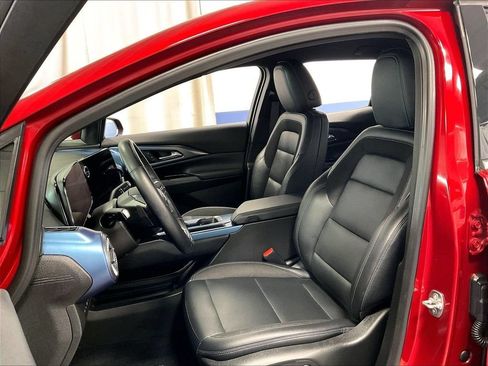 Used 2024 Chevrolet Equinox EV LT FWD image 10