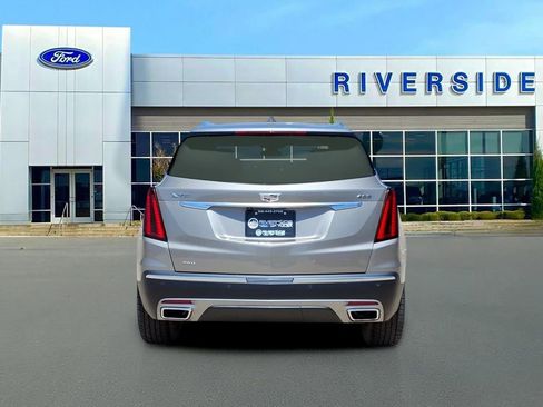Used 2022 Cadillac XT5 Premium Luxury w/ LPO, Floor Liner Package AWD/4WD image 6
