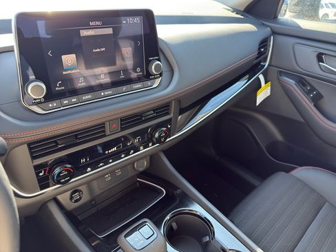 New 2026 Nissan Rogue SV w/ Rock Creek Premium Package image 20