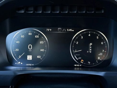 Used 2017 Volvo XC90 T6 Momentum w/ Vision Package image 57