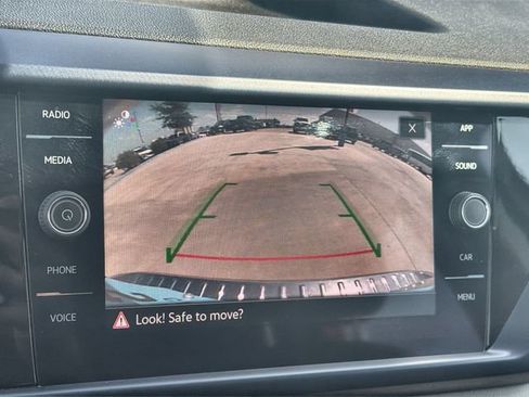 Used 2023 Volkswagen Taos SE w/ Panoramic Sunroof Package FWD image 14
