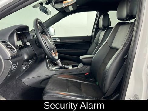 Used 2021 Jeep Grand Cherokee Laredo X image 16