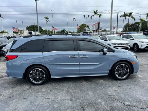 Used 2023 Honda Odyssey Elite image 9
