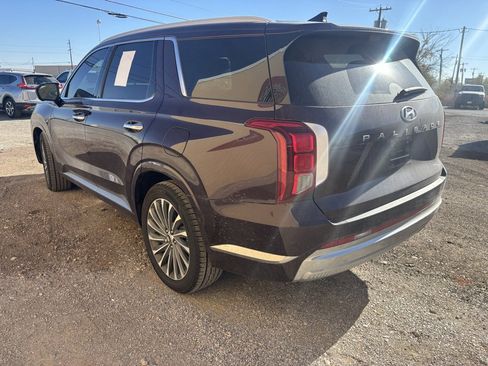Used 2024 Hyundai Palisade Calligraphy image 5