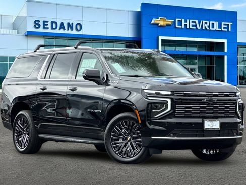New 2026 Chevrolet Suburban High Country w/ LPO, Illumination Package RWD image 2