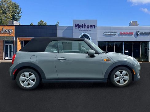 Used 2019 MINI Cooper Convertible FWD image 3