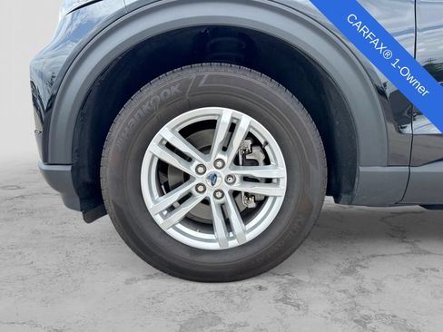 Used 2023 Ford Explorer XLT w/ Equipment Group 202A AWD/4WD image 17