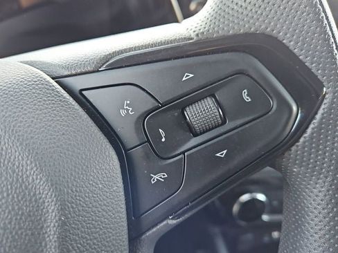 Used 2025 Chevrolet TrailBlazer LT image 28