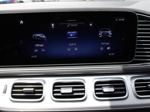 Used 2024 Mercedes-Benz GLE 450e 4MATIC image 20