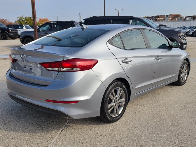 Used 2017 Hyundai Elantra SE FWD image 5
