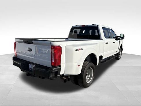 Used 2023 Ford F350 XL image 2