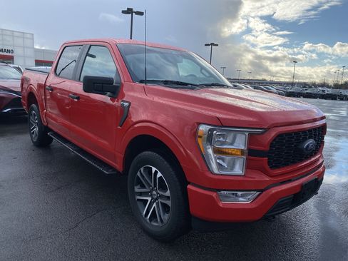 Used 2022 Ford F150 XL w/ STX Appearance Package image 2