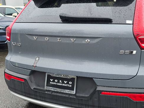 Used 2023 Volvo XC40 B5 Ultimate w/ Protection Package Premier image 15