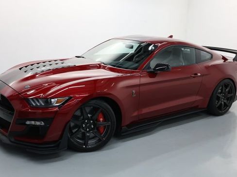 Used 2020 Ford Mustang Shelby GT500 w/ Carbon Fiber Track Pack RWD image 55