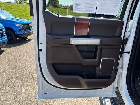 Used 2022 Ford F250 King Ranch w/ King Ranch Ultimate Package AWD/4WD image 21